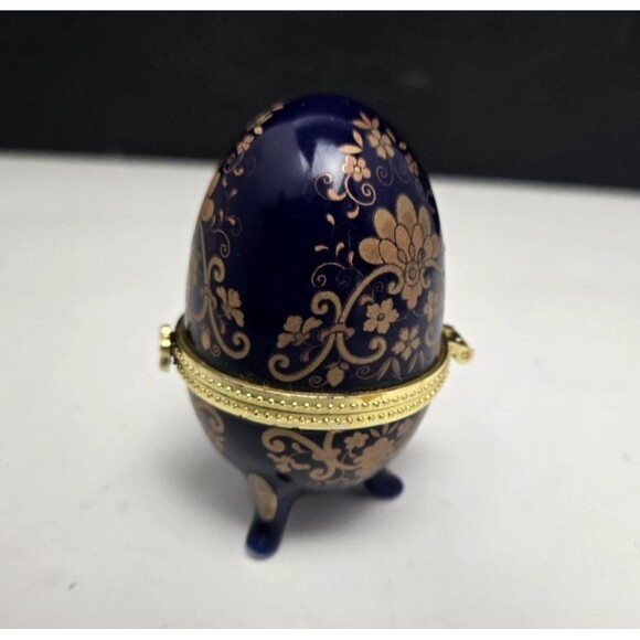 Cobalt Blue Egg Trinket Box Footed Porcelain Hinged Lid Floral Design Vintage 3" - Picture 8 of 15